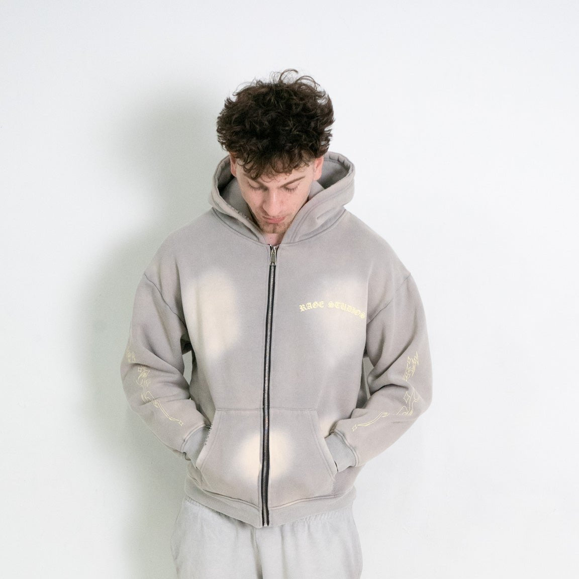 Distressed Zip up hoodie (Gray)